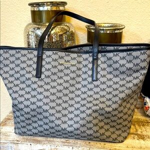 Michael Kors Black and Gray Women's Tote Bag
